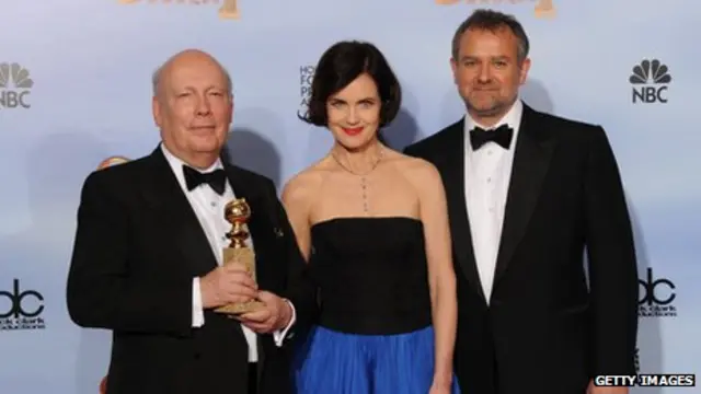 Julian Fellowes, Elizabeth McGovern y Hugh Bonneville