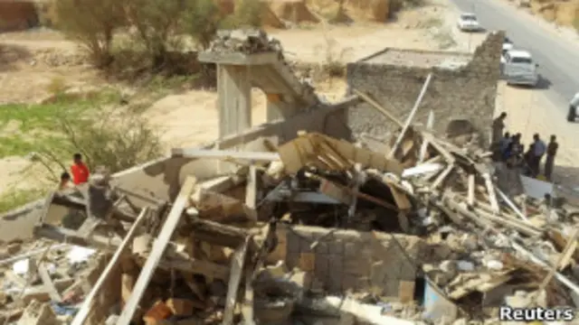 Casa alvejada por drone | Foto: Reuters