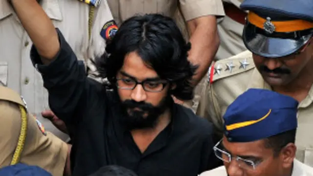 कार्टूनिस्ट असीम त्रिवेदी पर देशद्रोह का आरोप लगाया गया था