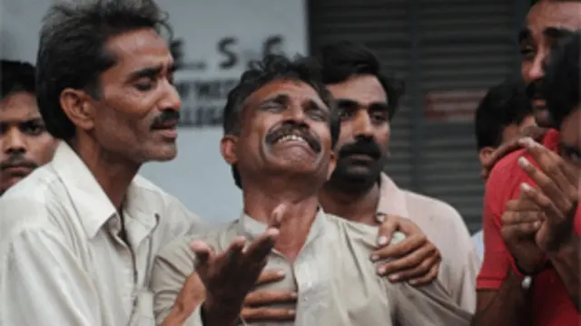  کراچی کے بلدیہ ٹاؤن میں واقع علی انٹرپرائز نامی فیکٹری میں گذشتہ سال گیارہ ستمبر کو آتش زدگی کے واقعے میں 259 سے زائد افراد ہلاک ہوئے تھے 