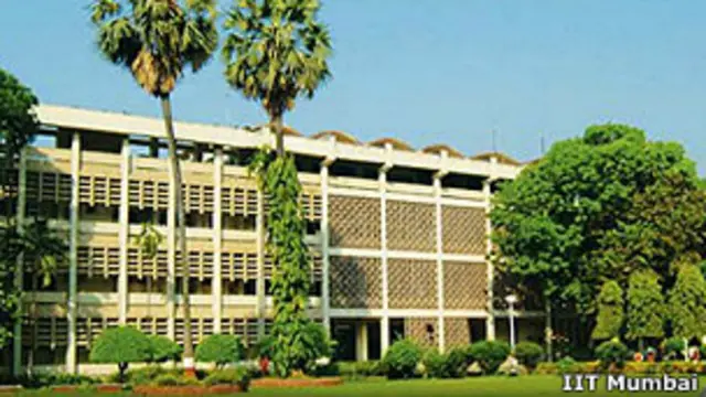 دونوں بچوں نے جمعرات کو بھارت کے انڈین انسٹی ٹیوٹ آف ٹیکنالوجی یعنی آئی آئی ٹی میں داخلے کا امتحان پاس کر لیا ہے