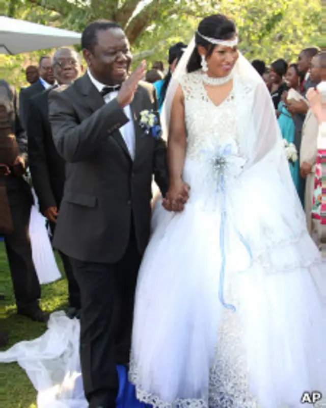 मॉर्गन स्वेनगिराई और एलिज़ाबेथ माचेका