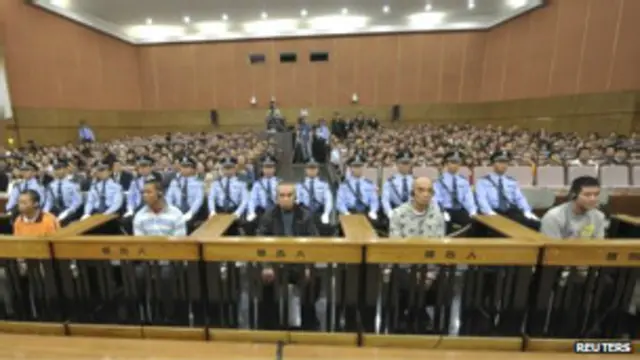 अदालत का दृश्य