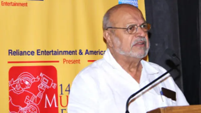 श्याम बेनेगल