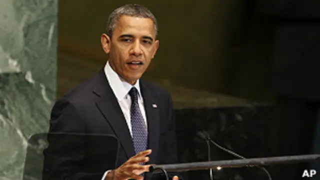 माना जा रहा है कि ओबामा ने कई ऐसे मौके गंवा दिए जब वो रोमनी को काट सकते थे.