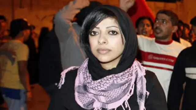 خلیجی ریاست میں زینب خواجہ جمہوریت کی حمایت کرنے والی نمایاں کارکن ہیں۔