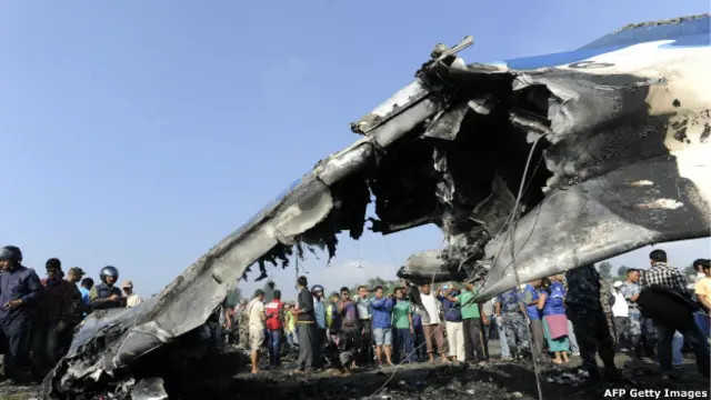 نیپال میں ہوائی جہازوں کی پروازوں کا آغاز 1949 میں شروع ہوا تھا اور تب سے 70 مختلف حادثات میں 700افراد ہلاک ہوئے ہیں