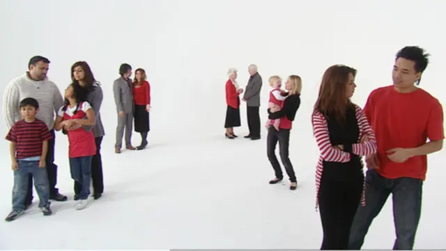 报告显示，英国人生儿育女的数量下降，覆盖所有类型的家庭。无论是双亲、单亲、结婚的、同居的家庭，全面“减产”。