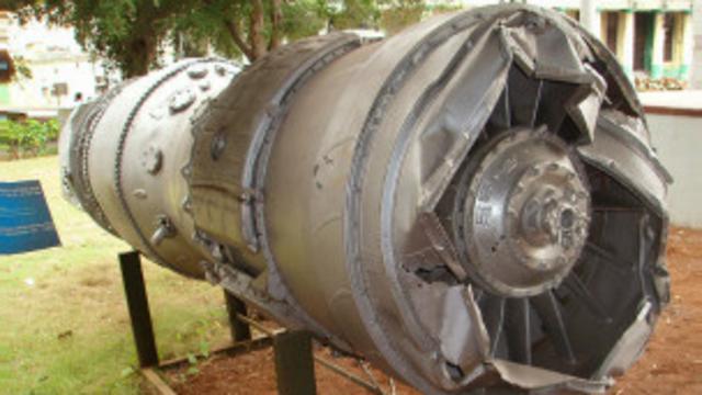 Двигатель самолета У-2, сбитого в "черную субботу", в гаванском Музее революции