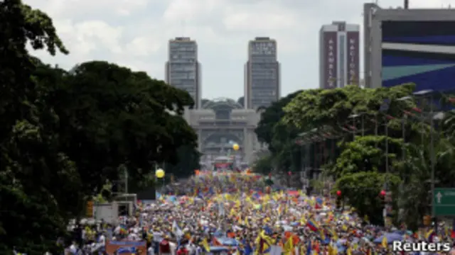 Митинг в Каракасе