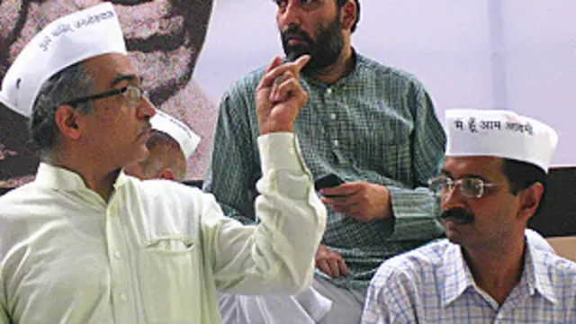 प्रशांत भूषण और अरविंद केजरीवाल