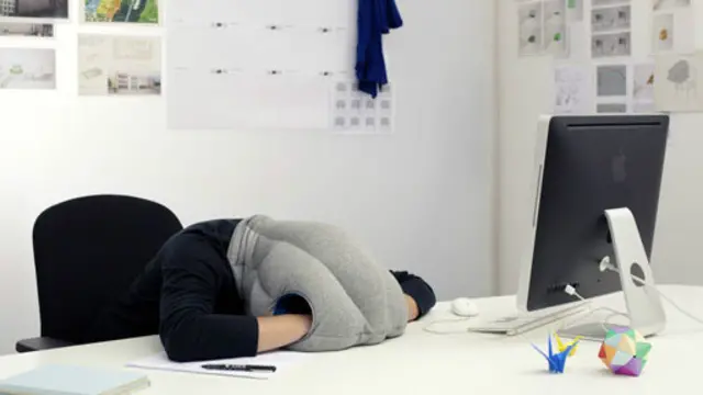 Crean una almohada para modernizar la siesta BBC News Mundo