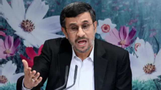 د احمدي نژاد او خامنه اي ترمنځ وروسته ترهغه اختلاف پیدا شو چې ولسمشر د کابینې ځینې وزیران له دندو ګوښه کړل