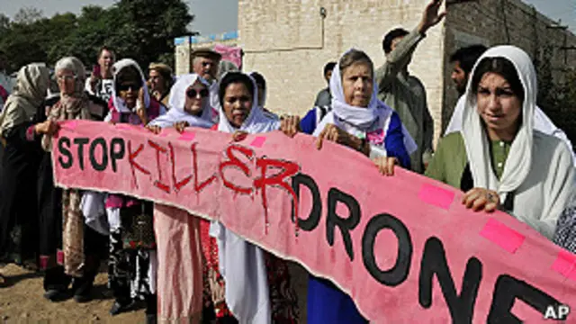 
ඇමෙරිකානු ප්‍රහාරවලට එරෙහි විරෝධතා ව්‍යාපාරයක් 