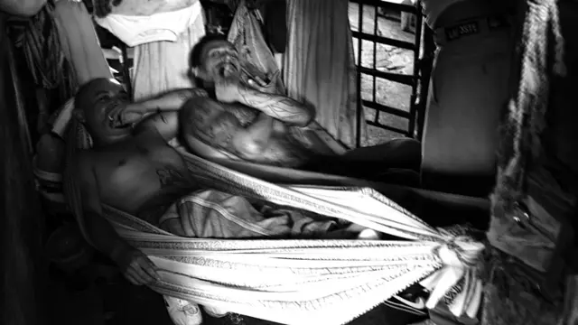 Pandilleros en la cárcel de Cojutepeque, en El Salvador. Foto: BBC - IGNACIO DE LOS REYES