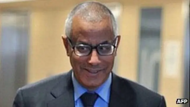 رئيس الوزرءا الليبي يقول إن حكومته لن تروع من هذه الاحتجاجات المسلحة