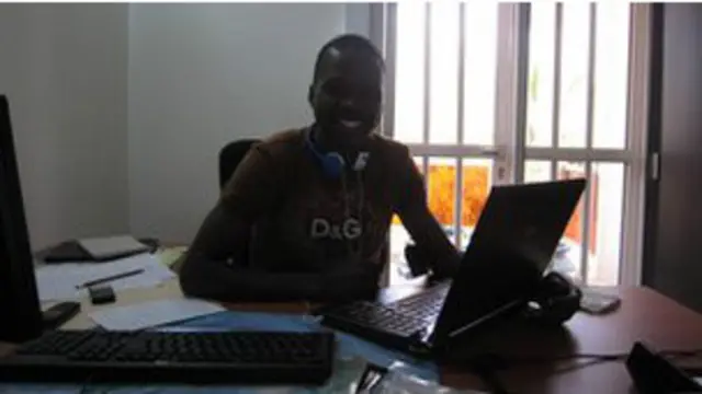 Jóvenes en el mercado laboral.