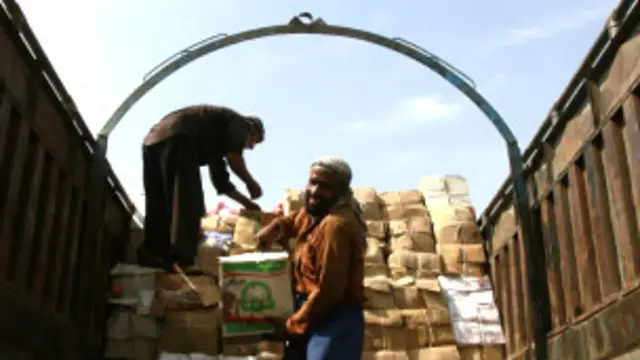 د ۲۰۱۴ کال په نژدې کېدو سره په افغانستان کې د وزګارتيا د کچې د لوړېدو ګواښ ورځ تر بلې زیاتېږي.