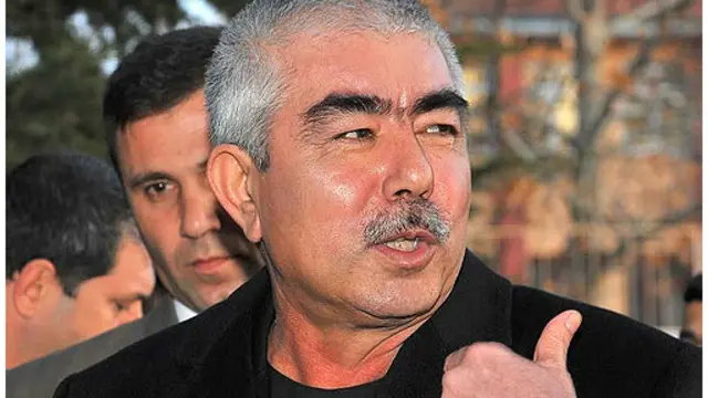 ژنرال دوستم بنیانگذار و رهبر حزب جنبش ملی اسلامی افغانستان است که اعضاء ان عمدتا ازبک‌های افغانستان هستند 