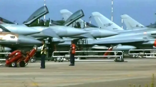 Самолеты на стоянке