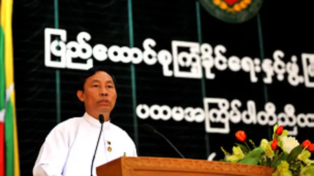 ဦးရွှေမန်းကိုဖယ်ရှားရတာနဲ့ပတ်သက်လို့ အငြိမ်းစား ဗိုလ်ချုပ်မှူးကြီးသန်းရွှေ ချထားတဲ့ လမ်းကြောင်းအတိုင်း မလျှောက်လို့ လို့ အကြောင်းပြကြသလို