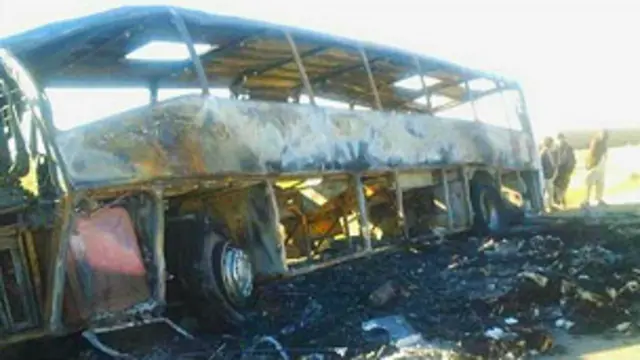 حوادث ترافیکی در افغانستان به دلیل عدم رعایت مسایل ایمنی توسط مسافران و رانندگان اغلب مرگبار بوده است