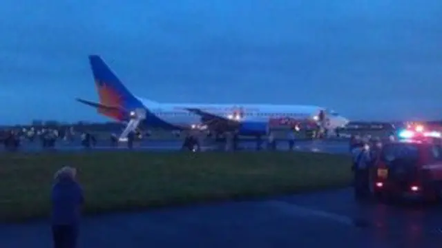 Боинг-737-800 в Глазго