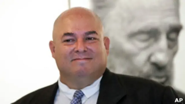 Алекс Кастро