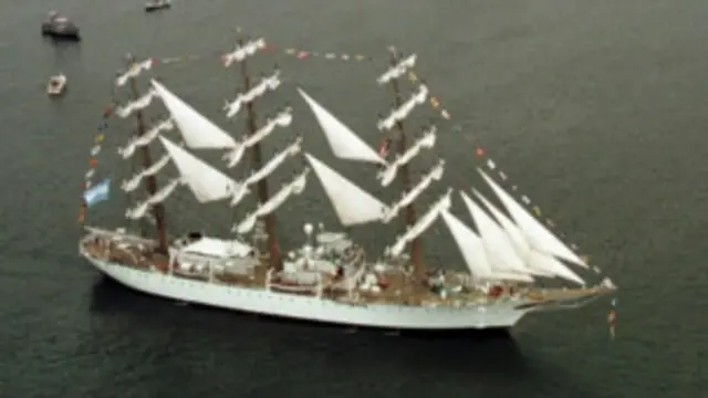 La Fragata Libertad fue objeto de disputa entre el gobierno argentino y los fondos buitre.