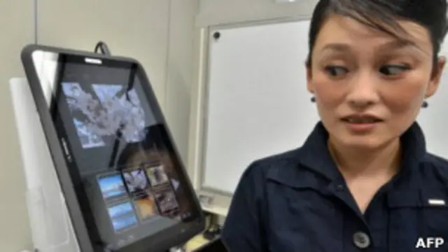 Pantallas que se maneja con los ojos