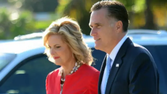 मिट रोमनी फ्लोरिडा में चुनाव प्रचार के दौरान