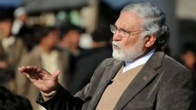 فضل الله وحيدي په تېرې يوې لسيزې کې لومړى د کونړ او بيا د هرات والي و.