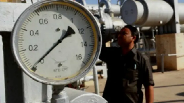 افغانستان دارایی ذخایر بزرگ نفت و گاز نیز است