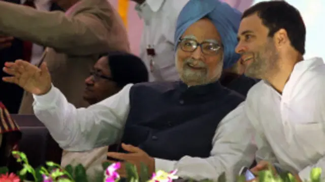 मनमोहन सिंह और राहुल गाँधी