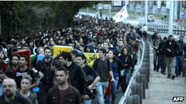 Антиправительственная демонстрация в Риме 27 окбября 2012 года