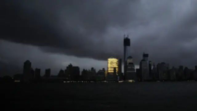 सैंडी की दस्तक के बाद मैनहैटन का एक दृश्य.