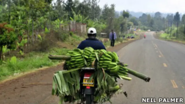 Тележка с бананами