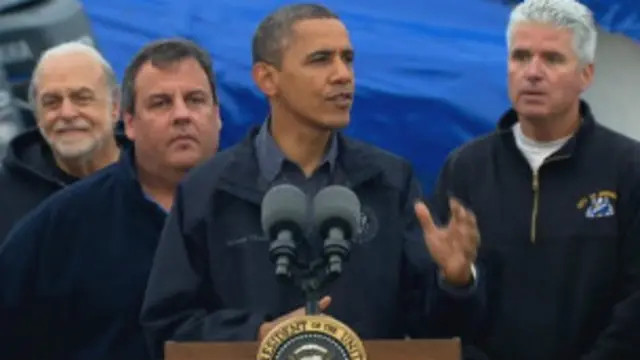 Президент США Барак Обама и губернатор штата Нью-Джерси Крис Кристи