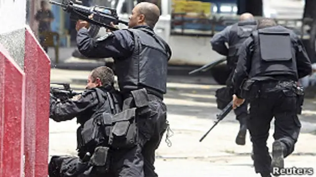 Al menos 90 policías militares han muerto en Sao Paulo en lo que va del año.