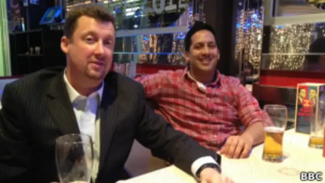 Американцы в московском баре