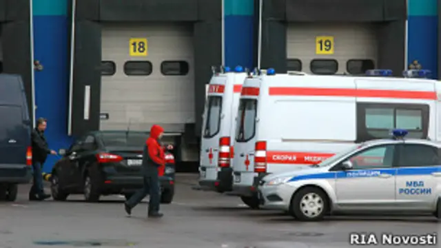 На месте происшествия на территории складов на Чермянской улице