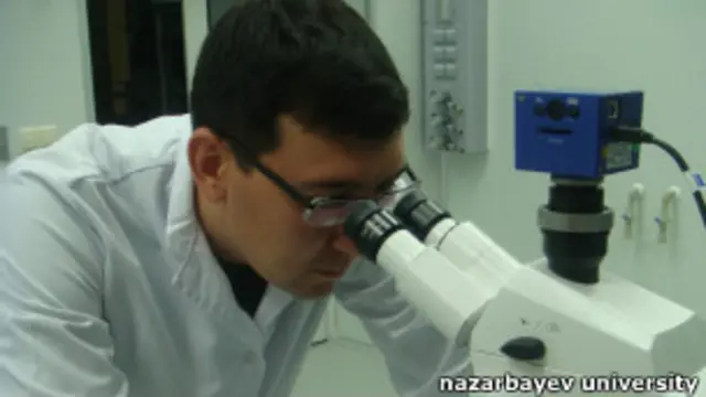 Казахстанский ученый из Университета имени Назарбаева