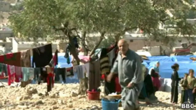 В лагере для сирийских беженцев