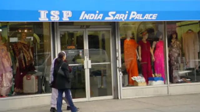 نیویارک میں بھارتی ساڑھیوں کی دکان یہ ثابت کرتی ہے کہ یہ لباس دنیا بھر کی خواتین میں مقبول ہو رہا ہے