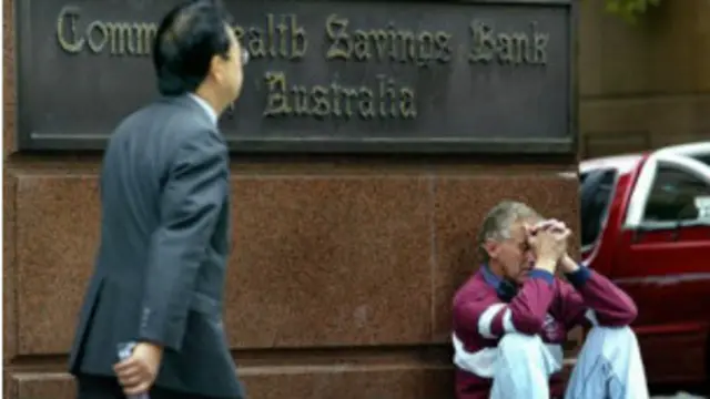 इस अध्ययन में गरीबी की तुलनात्मक परिभाषा इस्तेमाल की गई है.