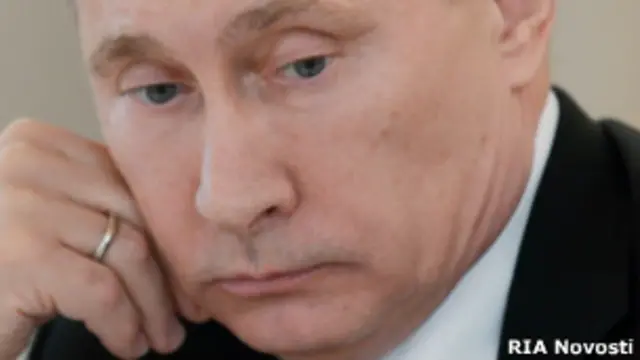 Владимир Путин во время встречи с членами Совета по правам человека 12 ноября 2012 г.