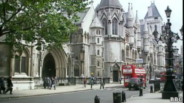 Здание Высокого суда в Лондоне