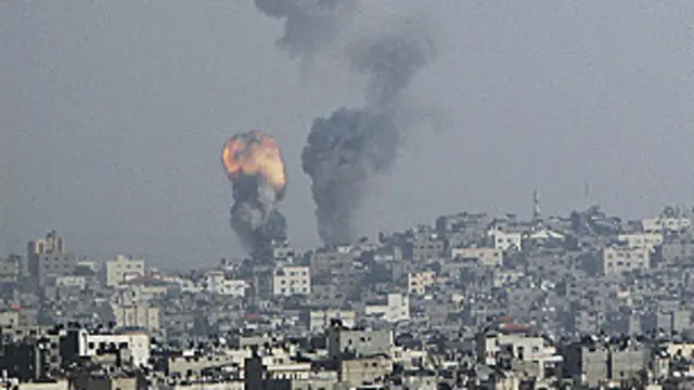 बुधवार को हमास के एक सैन्य प्रमुख की हत्या के बाद इलाक़े में तनाव बढ़ गया है. 