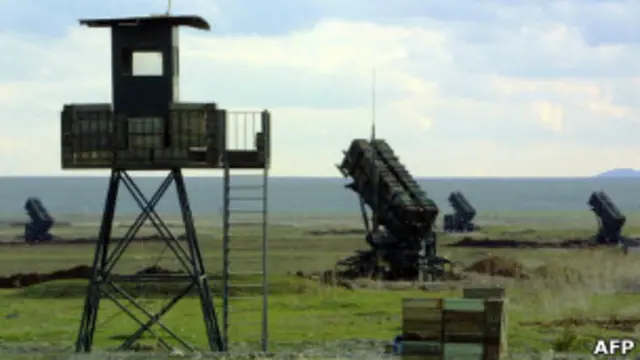 Противоракеты "Пэтриот" на турецкой авиабазе Дьярбакир в 2003 году