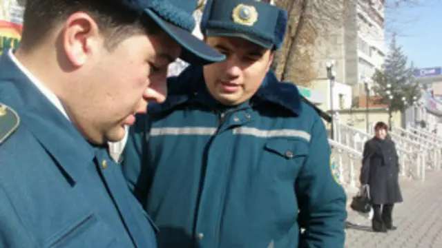 Вақтинчалик рўйхатга олиш милиция учун даромад манбаъи экани айтилади 